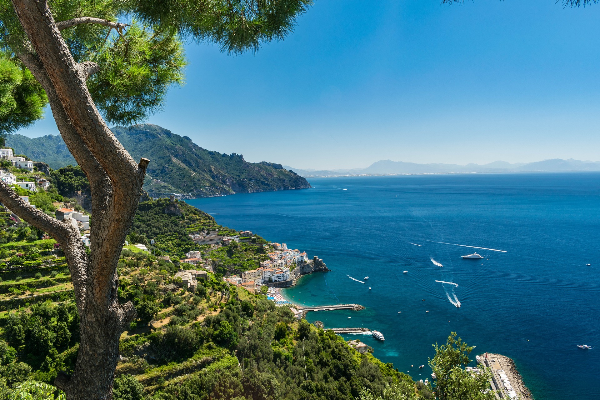 ferrari-driving-holiday-amalfi-coast