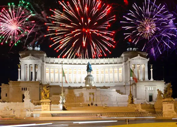 fireworks-new-year-eve-rome